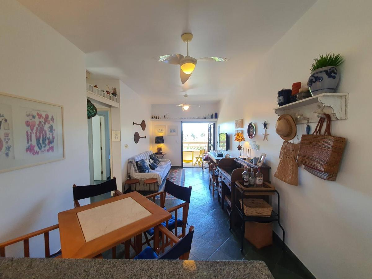 Apartamento com Varanda